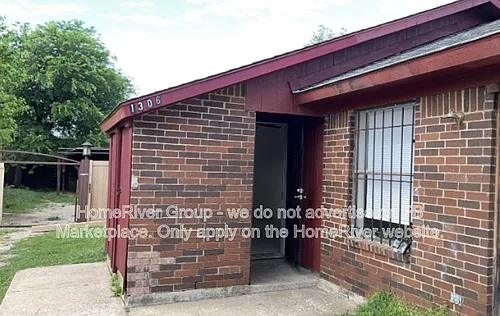 1306 Meriweather Ave Photo 1