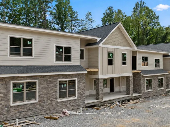 812 Powdermill Rd Unit 2, Gatlinburg, TN 37738