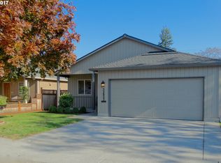 52822 NE 2nd St, Scappoose, OR 97056