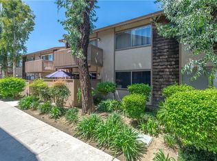 1062 Cabrillo Park Dr #D, Santa Ana, CA 92701