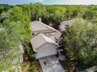 5412 Avenal Dr, Lutz, FL 33558
