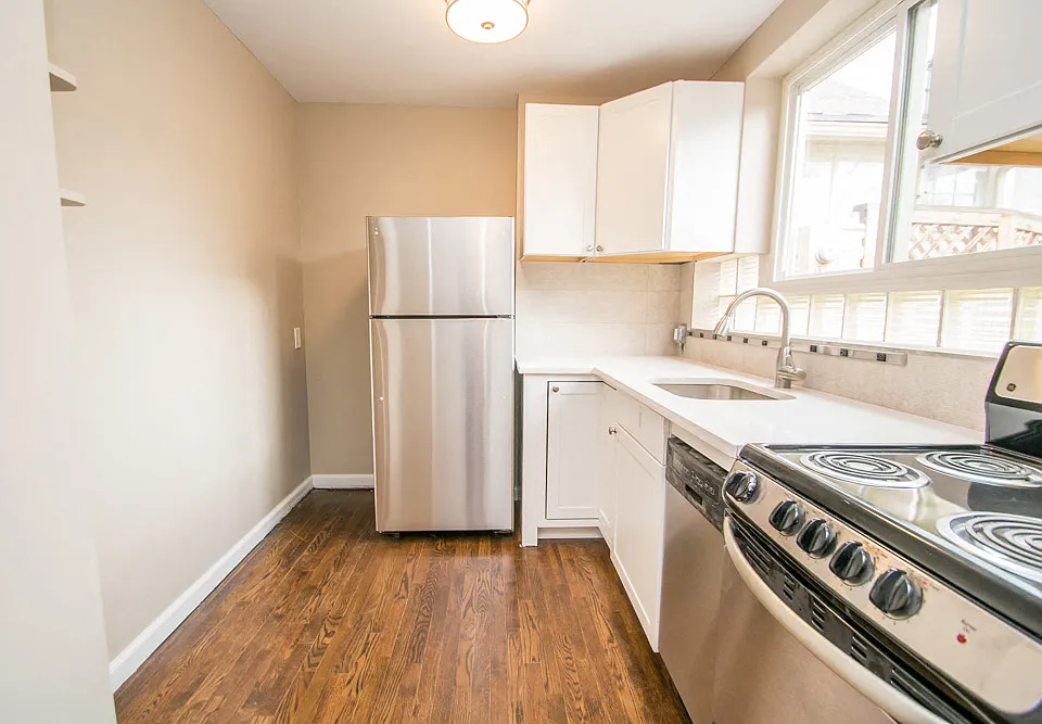 1725 15th Street Unit 1 Kitchen