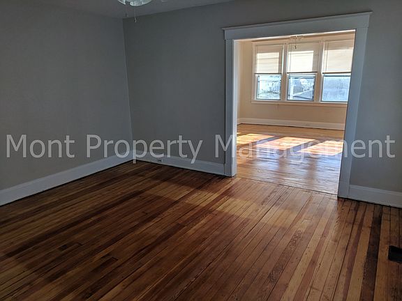 2nd image of 212 Jackson Ave APT 2