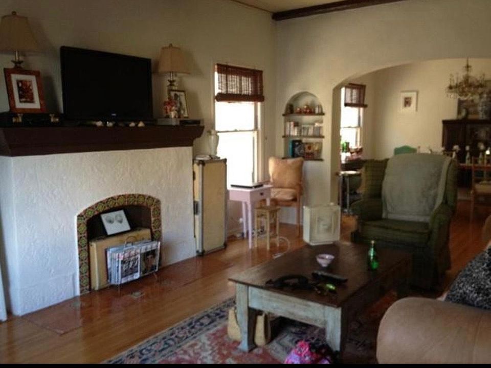 2nd image of 615 N Orange Dr #1
