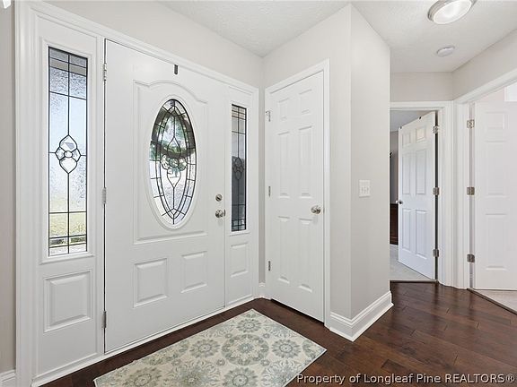 5th image of 77 Summerseat Way