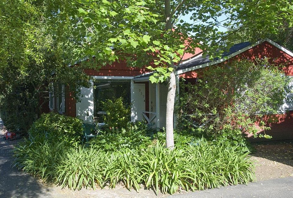 1st image of 939 Lincoln Ave