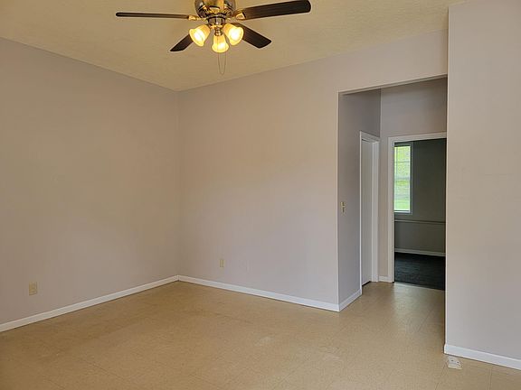 2nd image of 2482 N Main St #1