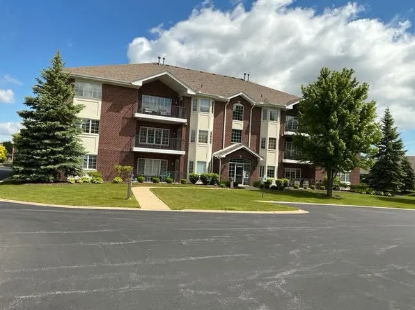 13098 Laurel Glen Ct APT 301, Palos Heights, IL 60463