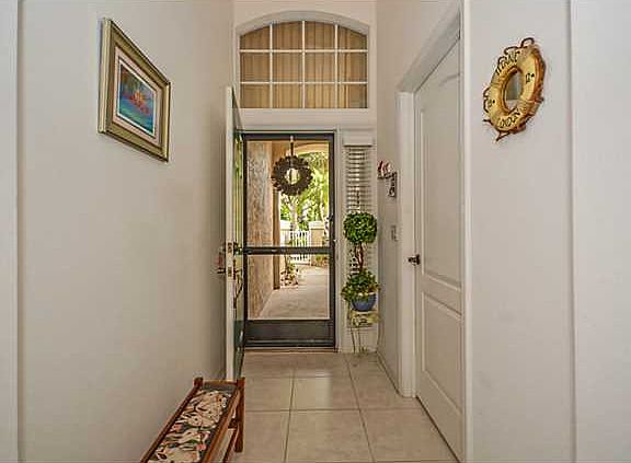 5th image of 1691 SW Harbour Isles Cir #4