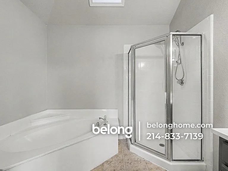 807 Burr Oak Dr — Photo 9