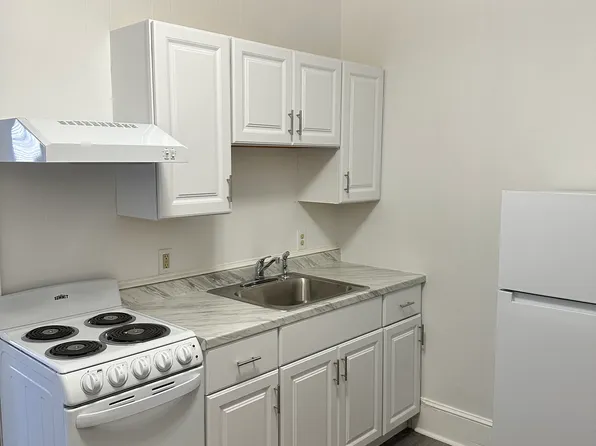 35 Main St #306, Biddeford, ME 04005