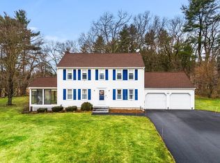 7 Windsor Way, Westford, MA 01886