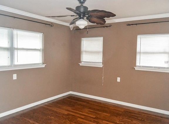 4th image of 110 N Betty Ln