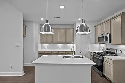 17322 Silver Birch Ct — Photo 8