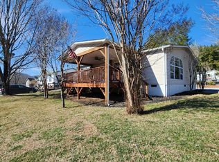285 Avena Rd, Black Mountain, NC 28711