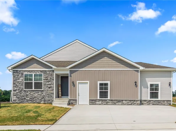 5002 E Sheridan Ave, Des Moines, IA 50317