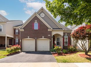 8151 Gilroy Dr, Lorton, VA 22079