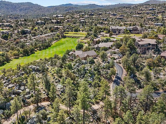 4th image of 547 Lodge Trail Cir