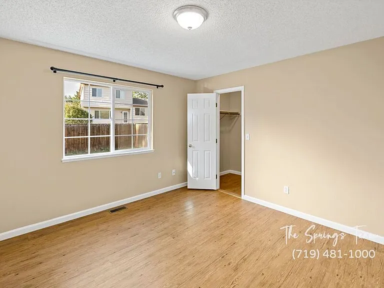 5833 Bow River Dr — Photo 18