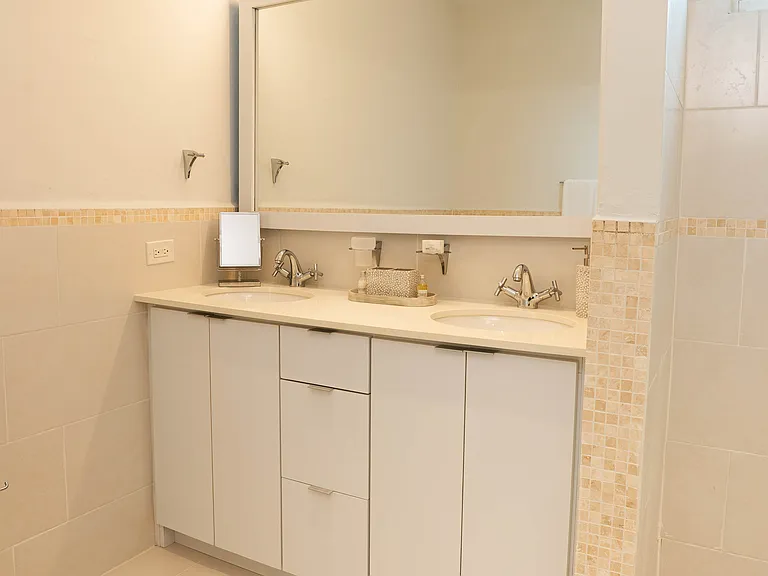35 Palmas Del Mar Cond Harbour Lcks — Photo 13
