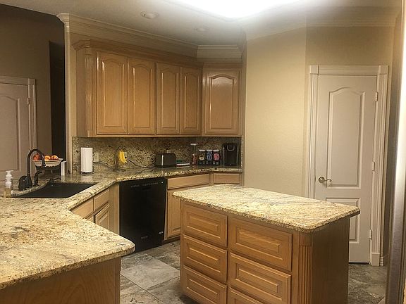 3rd image of 292 Timbercreek Dr
