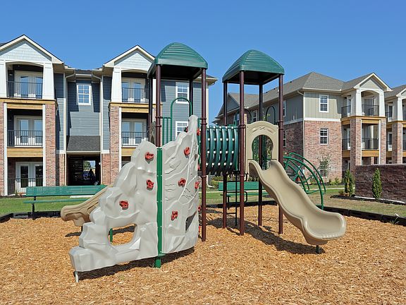 3rd image of 4000 Dixieland Rd #204-R