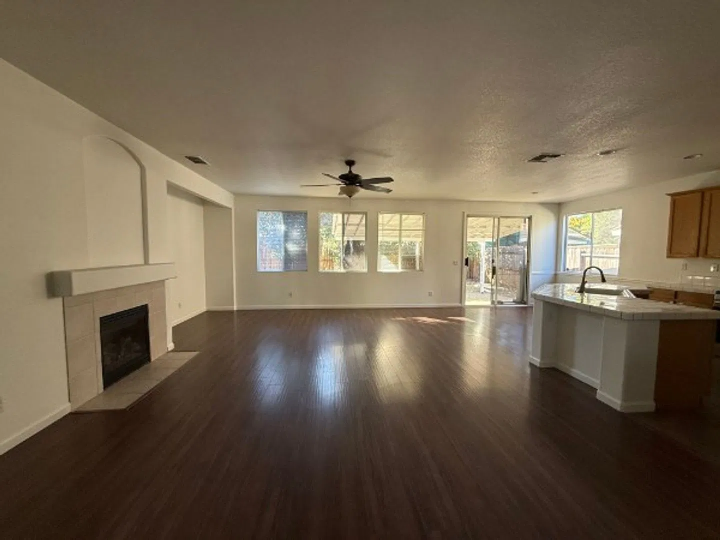 Single-Story 3 Bed / 2 Bath Lincoln Home with Open Floor Plan and Covered Patio — Photo 4