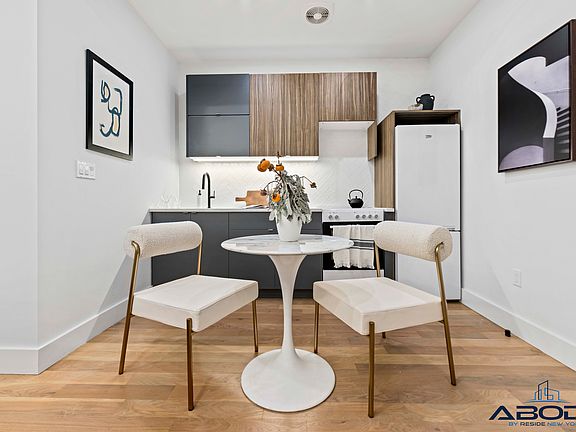 4th image of 158 Martense St #4B