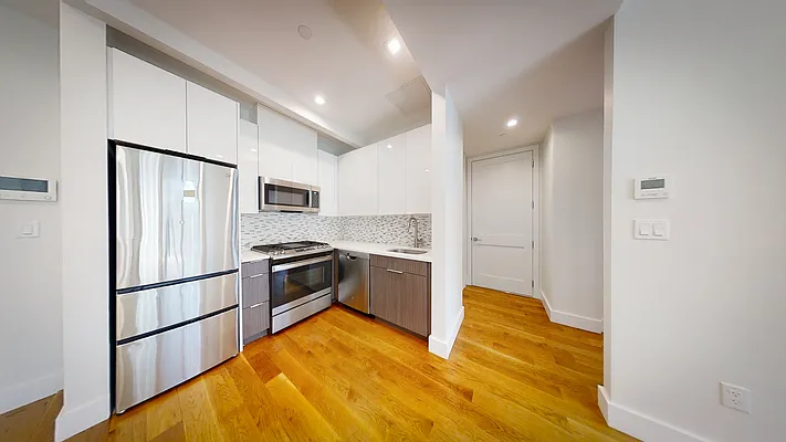 Rented by Compass | media 55