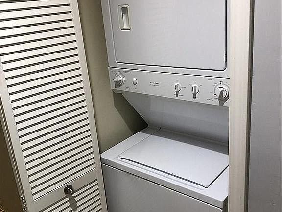 5th image of 4570 54th St Unit 126