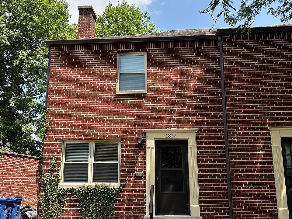 1312 W 7th Ave