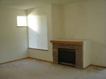 4th image of 15319 NE 19th St
