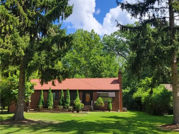 4419 Clague Rd, North Olmsted, OH 44070