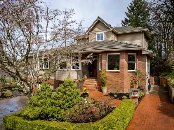 1247 Crenshaw Rd, Eugene, OR 97401