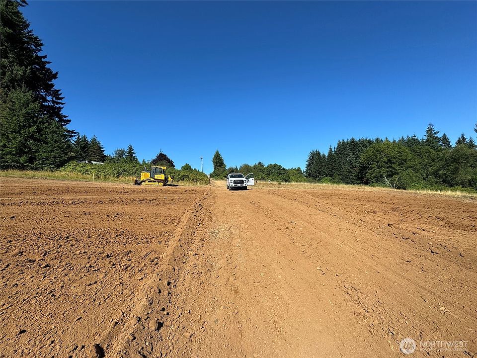 2nd image of 200 Lot C Fineveiw