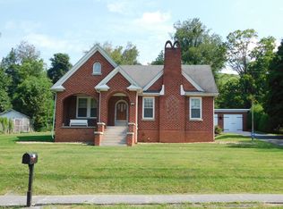 261 Riverside Dr, North Tazewell, VA 24630