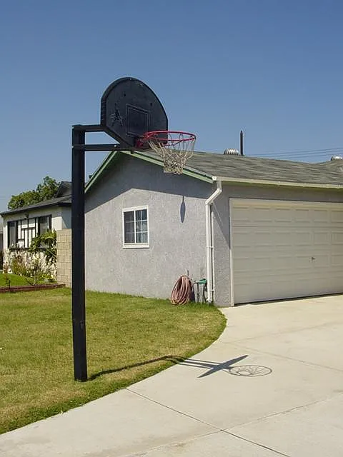 Stacy Ln, Santa Ana — Photo 2