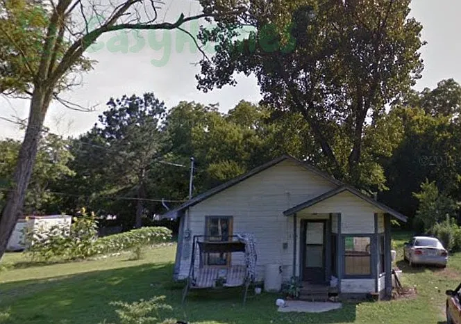 824 S Main St