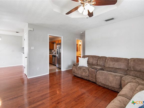 5th image of 116 Dober St