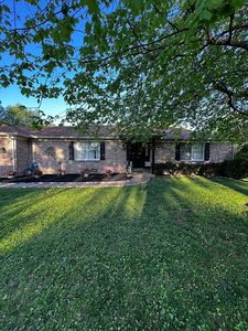 840 Crestwood East Dr, Evansville, IN, 47715