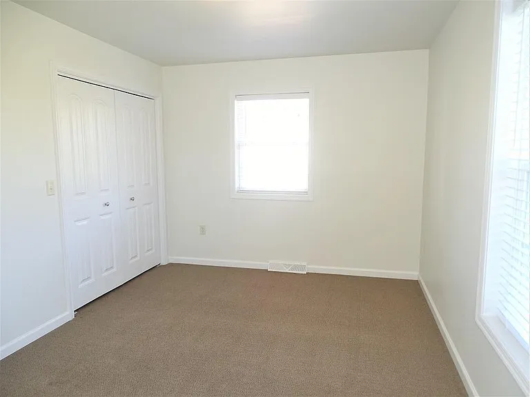 3199 Lincoln Hwy E #D — Photo 17