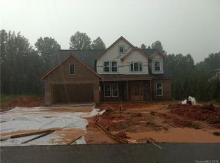 236 Woodbriar Trl, Gastonia, NC 28056
