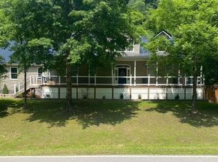 1082 Caudill Frk, Staffordsville, KY 41256