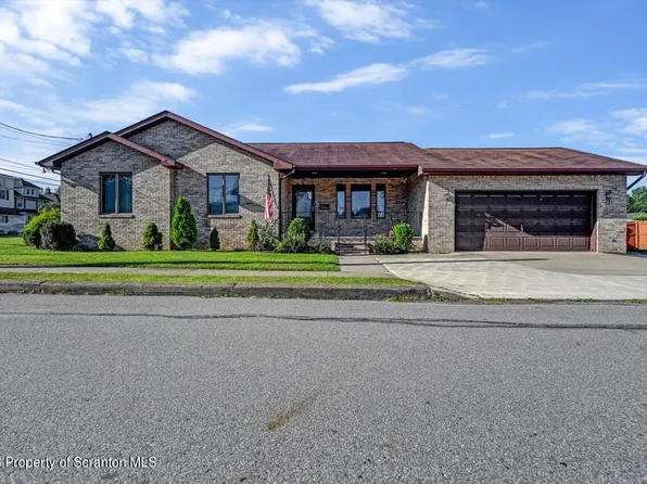 421 Boulevard Ave, Dickson City, PA 18519