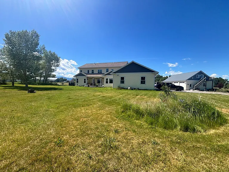 135 Emrie Ln — Photo 8