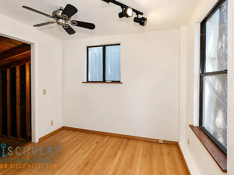 5635 Merriewood Dr — Photo 13