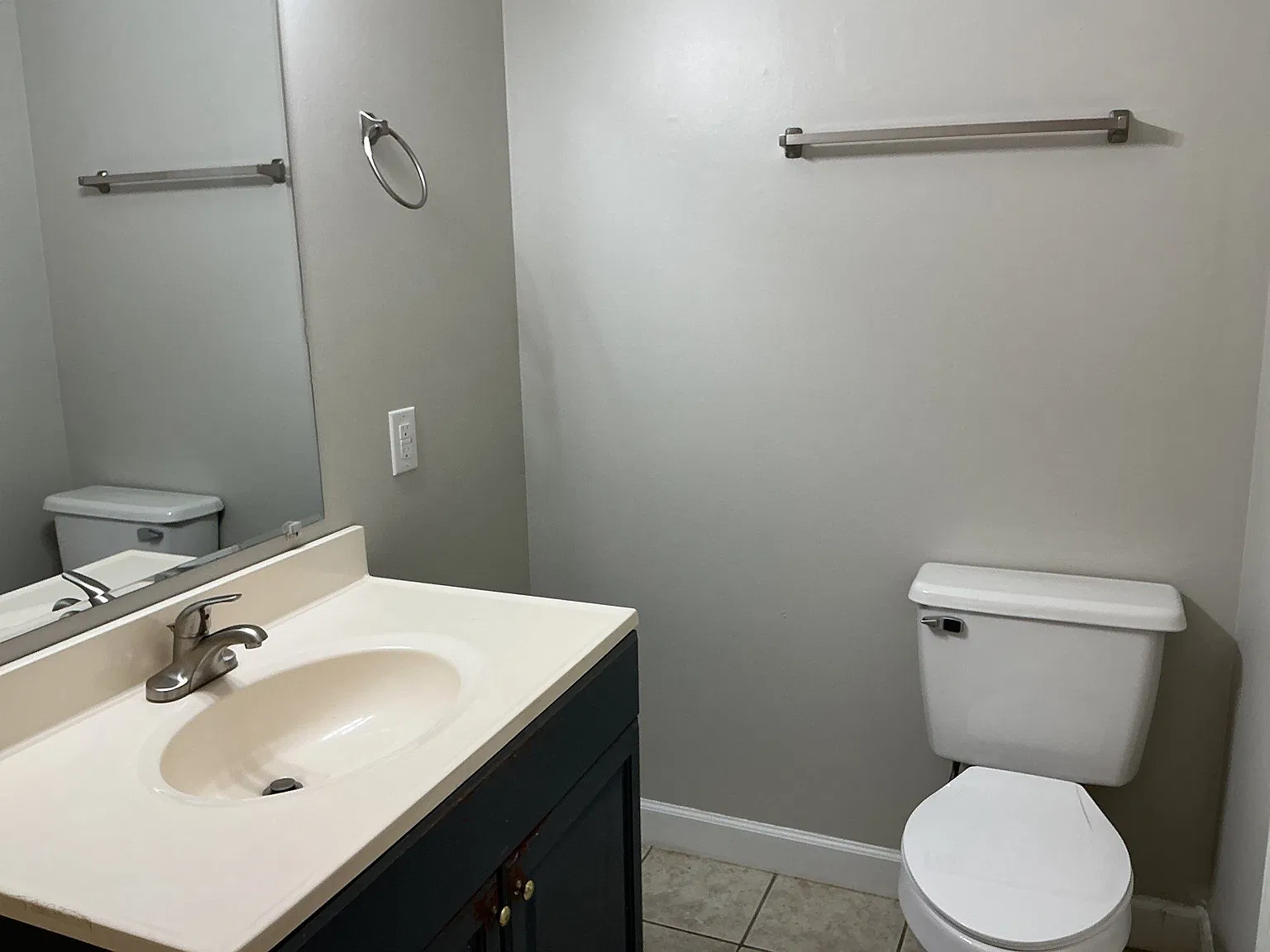 2 bed, 1.5 bath, 925 sqft, $950 — Photo 4