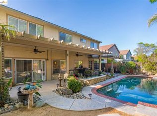 860 Woodsong Ln, Brentwood, CA