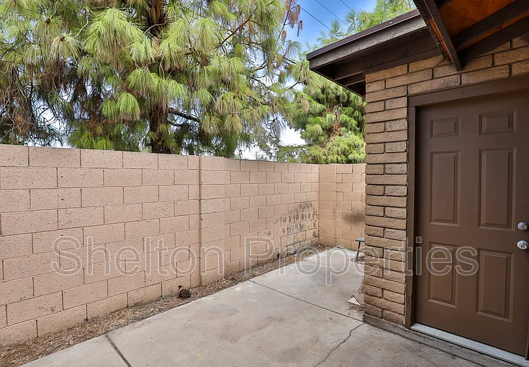 339 S Stapley Dr #104 — Photo 16
