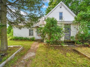 68 Railroad St, Enosburg Falls, VT 05450